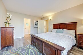 2 Mi to Beaches: Condo w/ Patio in Port Hueneme!