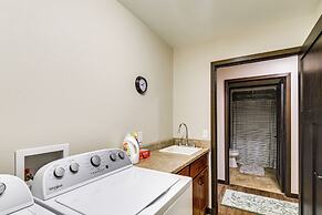 Covered Porch & Grill: 1-acre Property in Bristow!