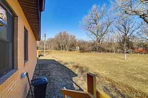 Covered Porch & Grill: 1-acre Property in Bristow!