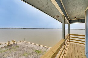 Gulf Coast Cottage w/ Beach Access: Fish & Paddle!