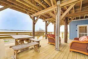 Gulf Coast Cottage w/ Beach Access: Fish & Paddle!