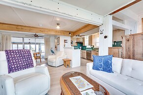 Gulf Coast Cottage w/ Beach Access: Fish & Paddle!