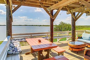 Gulf Coast Cottage w/ Beach Access: Fish & Paddle!
