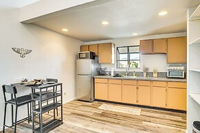 5 Mi to U of A Campus: Mtn-view Tucson Pad!