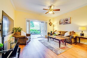 12 Mi to Wdw: Resort Condo w/ Community Hot Tub!