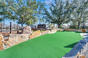 12 Mi to Wdw: Resort Condo w/ Community Hot Tub!