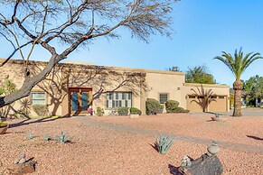 Shop, Golf & Hike: Modern Scottsdale Studio!