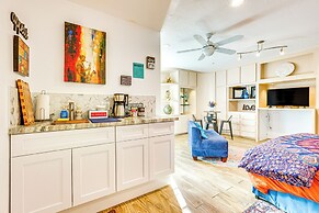 Shop, Golf & Hike: Modern Scottsdale Studio!