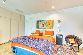 Shop, Golf & Hike: Modern Scottsdale Studio!