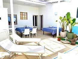 Casa Mondrian - Camere con Bagno e Piscina Privata