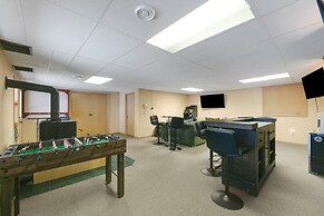 Spacious 8-BR Leech Lake Retreat w/ Game Room