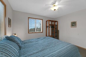 Spacious 8-BR Leech Lake Retreat w/ Game Room