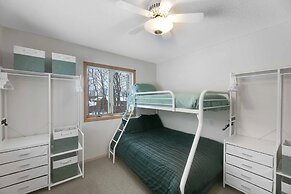 Spacious 8-BR Leech Lake Retreat w/ Game Room