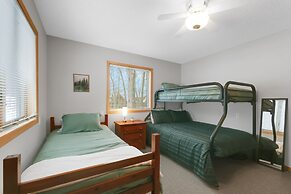 Spacious 8-BR Leech Lake Retreat w/ Game Room