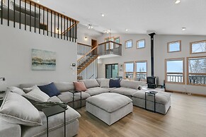 Spacious 8-BR Leech Lake Retreat w/ Game Room