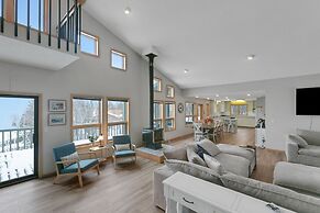 Spacious 8-BR Leech Lake Retreat w/ Game Room