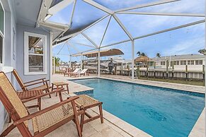 467 Water Front W/ Pool & Canal Access 3 Bedroom Home