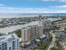Manatee Bay #721: Waterfront Condo W/ Bay Views & Pool 3 Bedroom Condo