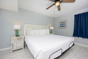 Phoenix Iv 4052 1 Bedroom Condo