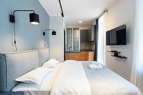 Stones Throw Apartments