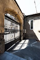 Stones Throw Apartments