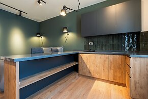 Stones Throw Apartments