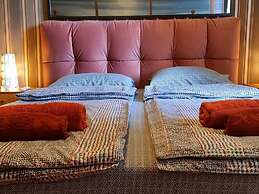 Central Apartment Shishman