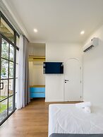 Deluxe 4 Br Warm Villa - Novaworld PT