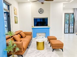 Deluxe 4 Br Warm Villa - Novaworld PT