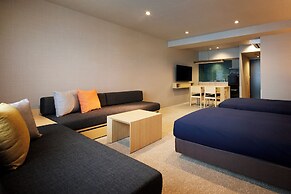 Minn Karasuma Gojo Kyoto Station