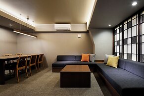 Minn Karasuma Gojo Kyoto Station