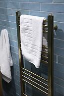 Coastal Breeze With Seaview By My Getaways