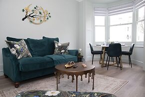 Coastal Breeze With Seaview By My Getaways