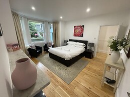 The Coastal Den By My Getaways