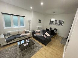 The Coastal Den By My Getaways