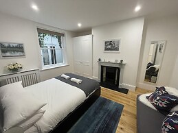 The Coastal Den By My Getaways