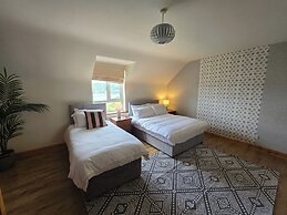 Benroe House - 5 Bedrooms