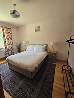 Benroe House - 5 Bedrooms