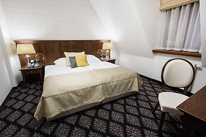 HG Hotel Restauracja
