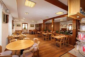 Hotel Adler
