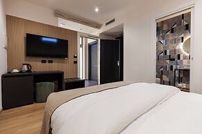 RH Lifestyle Rooms & Suites