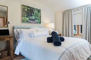 Haliburton Post House