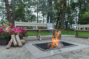 Haliburton Post House