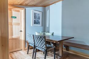 Haliburton Post House