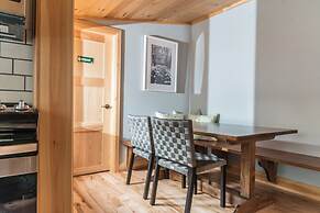 Haliburton Post House