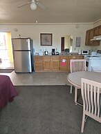 Camaray Motel