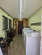 Camaray Motel