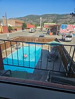Camaray Motel