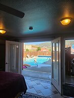 Camaray Motel