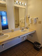 Camaray Motel